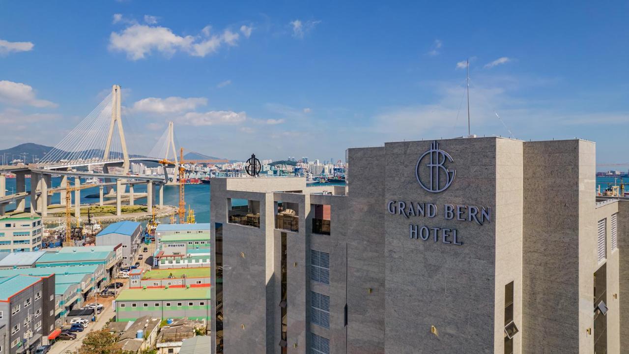 Yeongdo Grandbern Hotel Busan Bagian luar foto