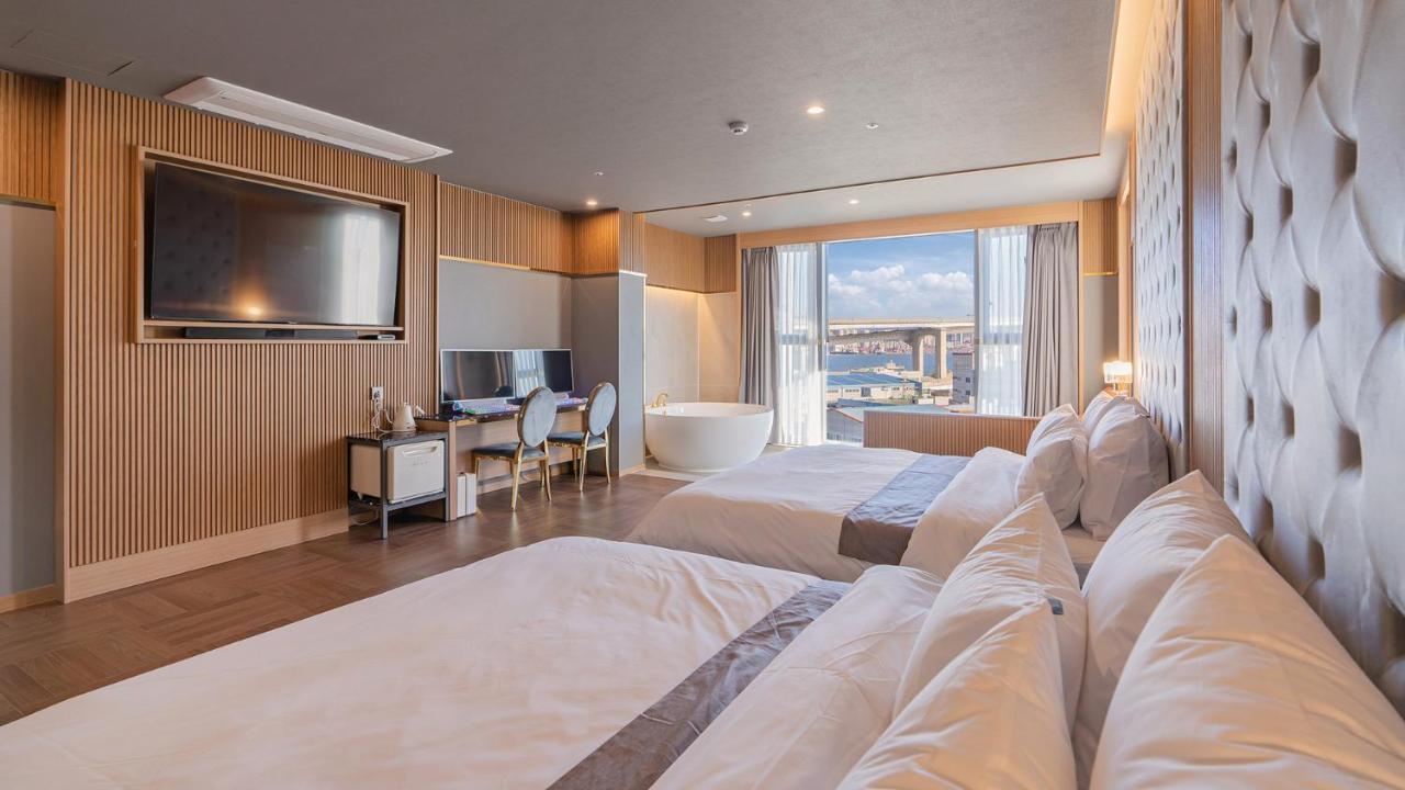 Yeongdo Grandbern Hotel Busan Bagian luar foto