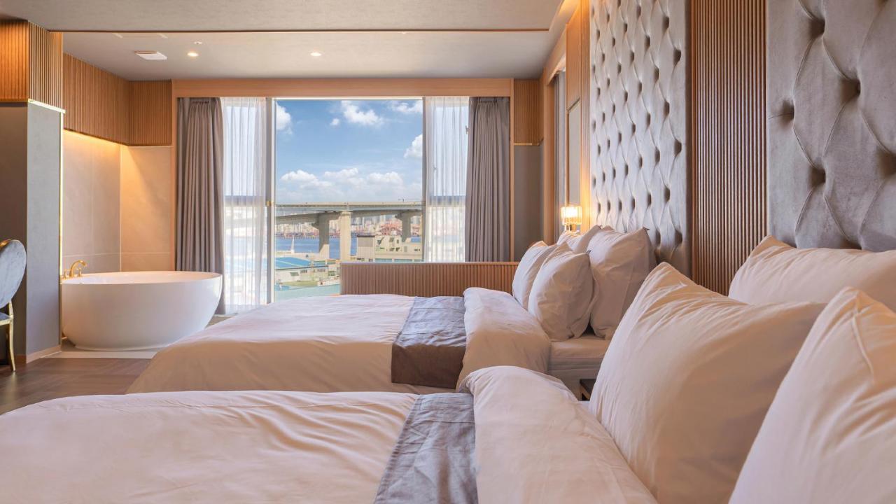 Yeongdo Grandbern Hotel Busan Bagian luar foto