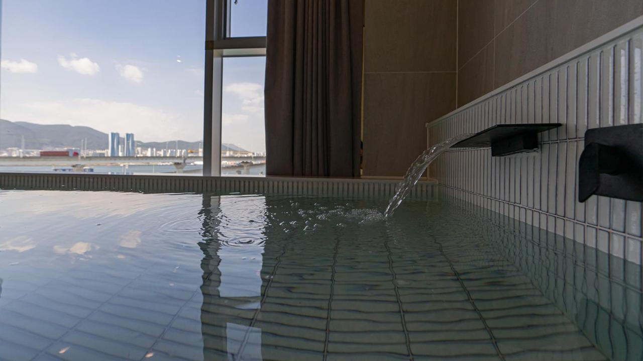 Yeongdo Grandbern Hotel Busan Bagian luar foto