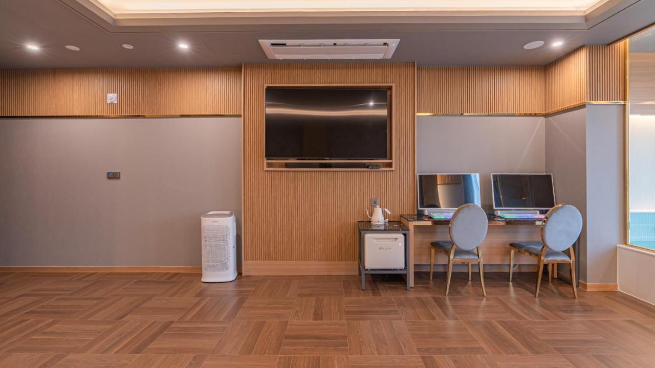 Yeongdo Grandbern Hotel Busan Bagian luar foto